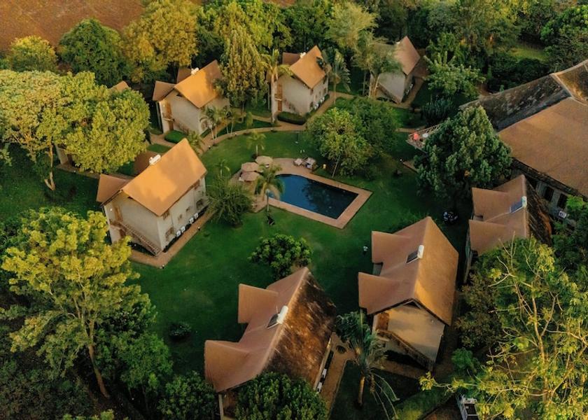  Moshi Exterior Detail