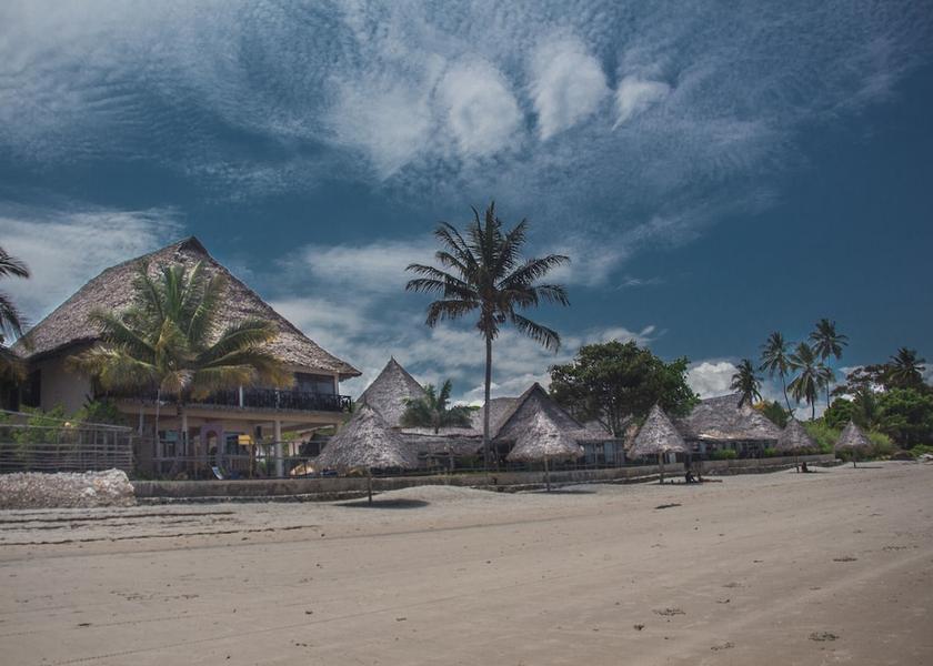  Bagamoyo Beach