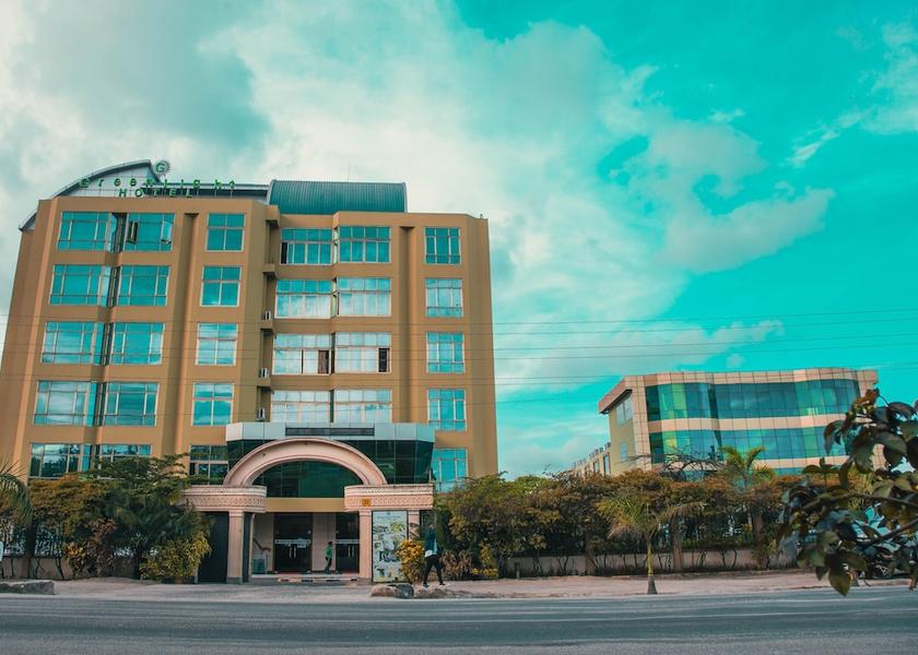  Dar es Salaam Exterior Detail