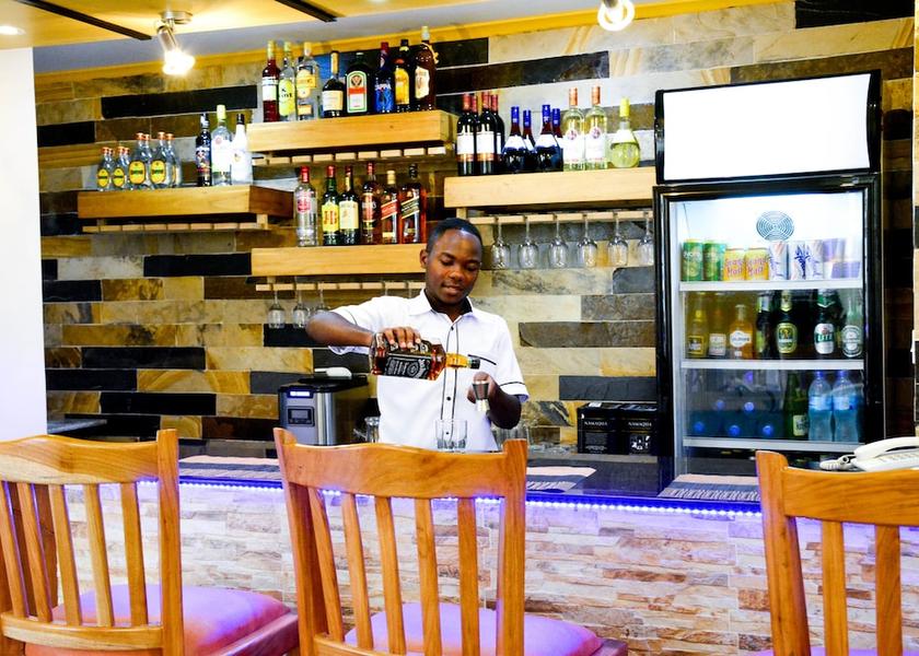  Arusha Bar