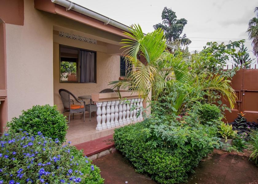  Bushenyi Exterior Detail