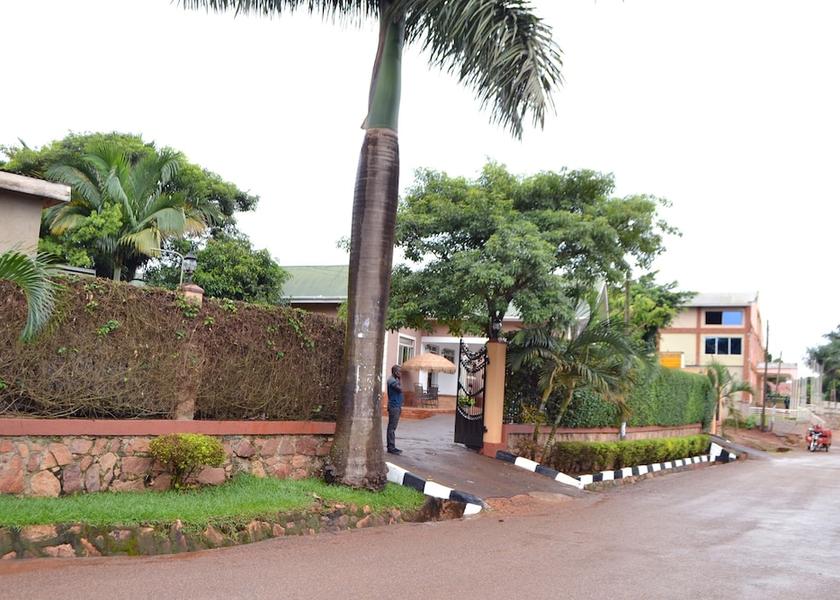  Entebbe Entrance