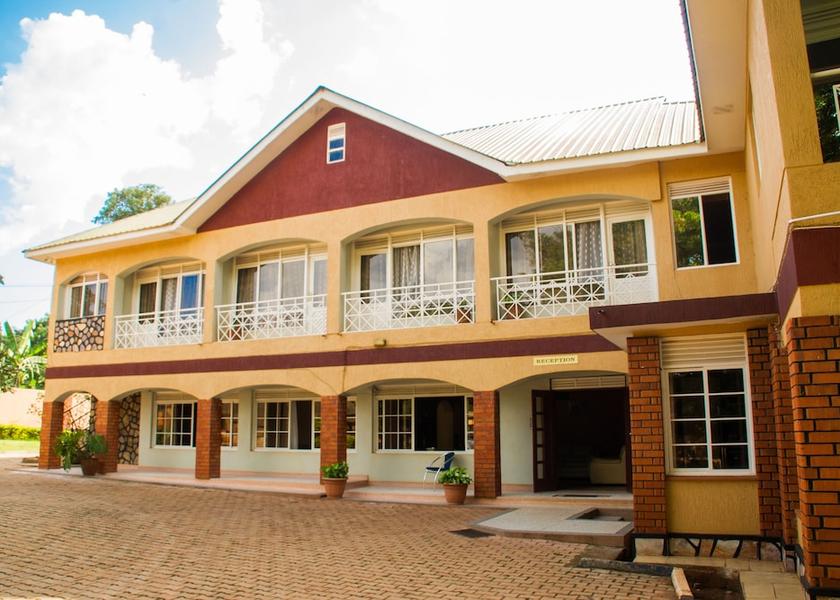  Jinja Exterior Detail