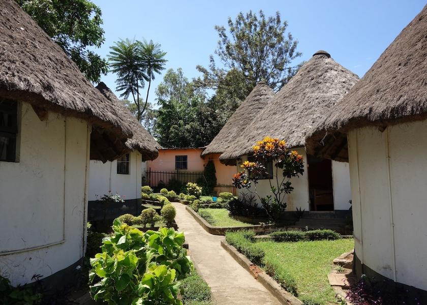  Jinja Facade