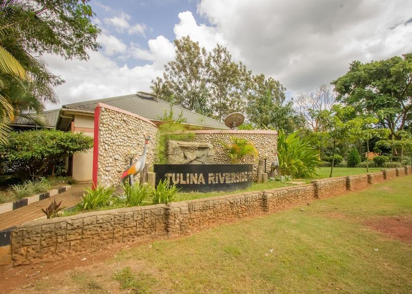  Jinja Facade