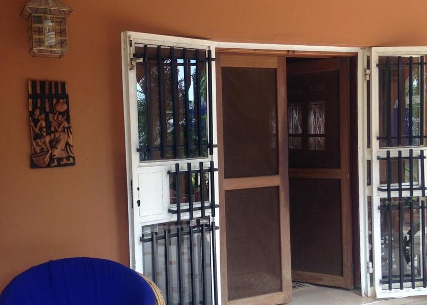  Entebbe Exterior Detail