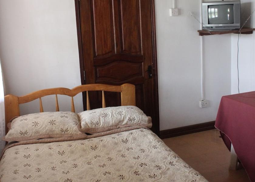  Entebbe Exterior Detail