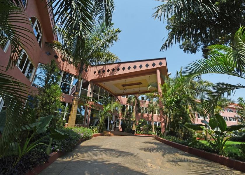  Entebbe Exterior Detail