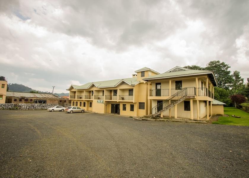  Kisoro Exterior Detail