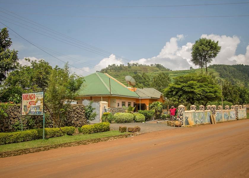  Kisoro Exterior Detail