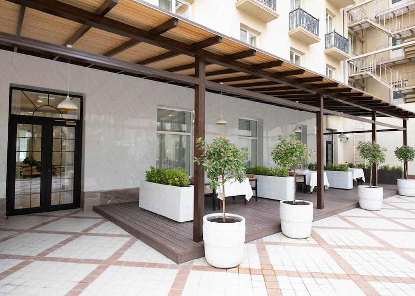  Tashkent Outdoor dining