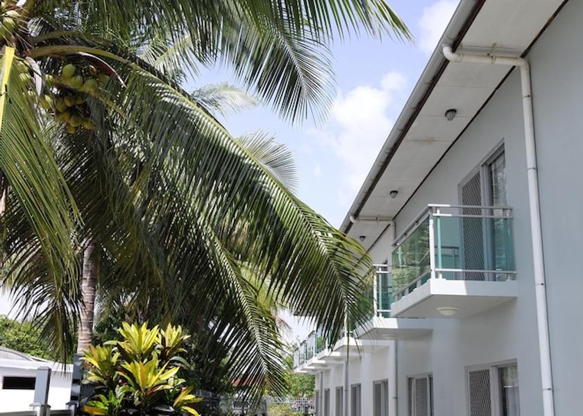  Luganville Exterior Detail