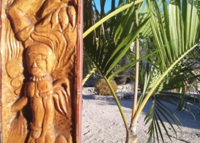  Tanna Island Exterior Detail