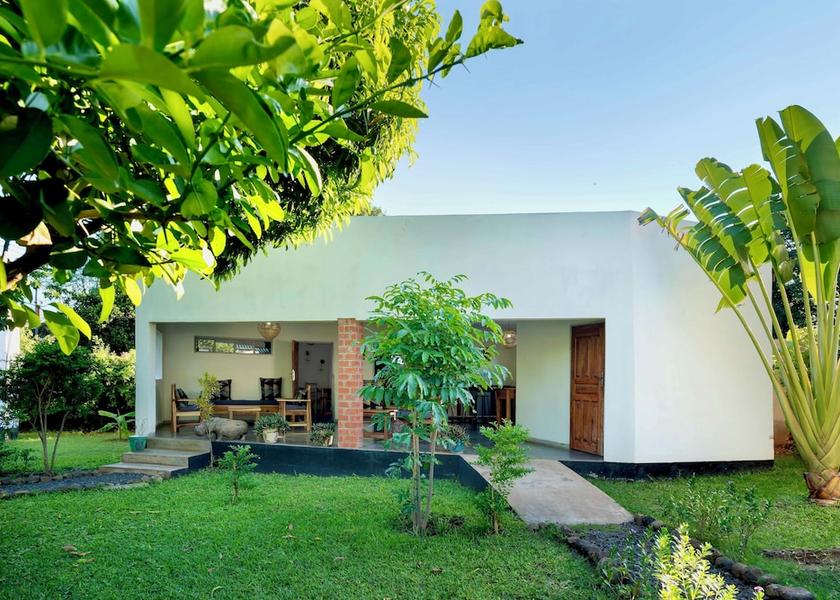 Southern Livingstone Garden