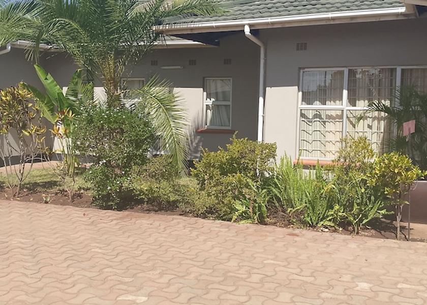 Southern Livingstone Front of property