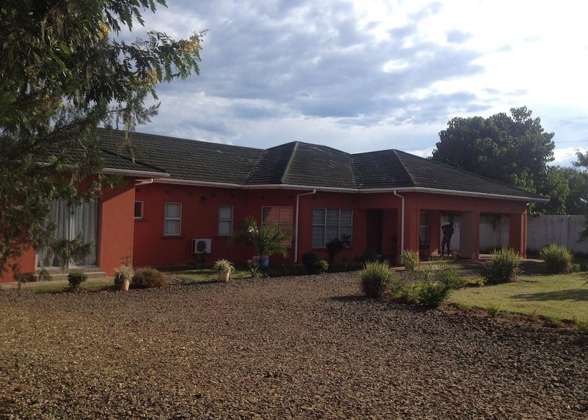 Southern Livingstone Front of property