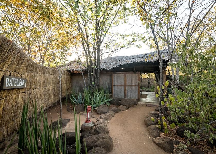  Livingstone Garden View