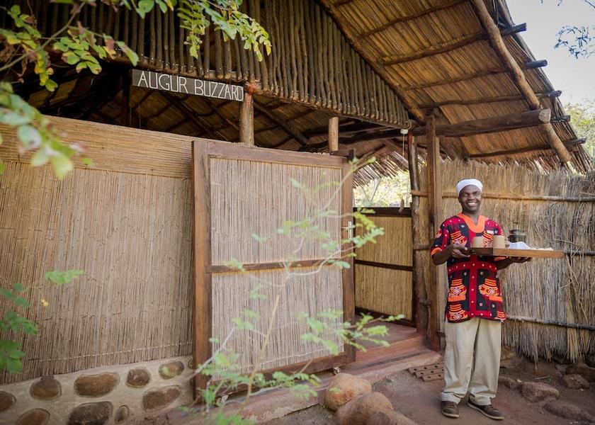  Livingstone Dining Area
