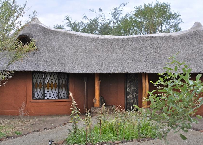  Livingstone View From Room