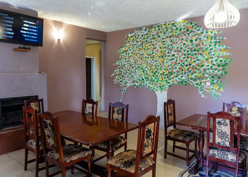  Victoria Falls Breakfast Area