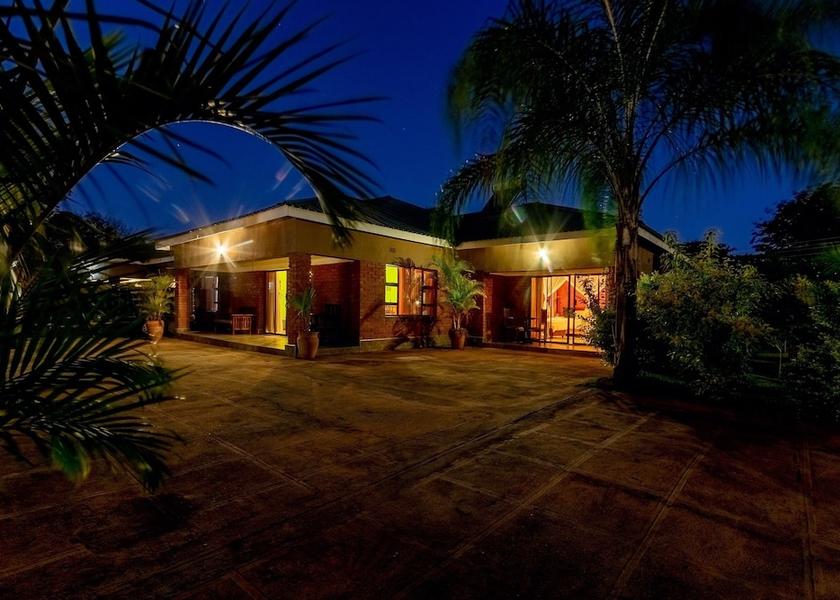  Victoria Falls Exterior Detail