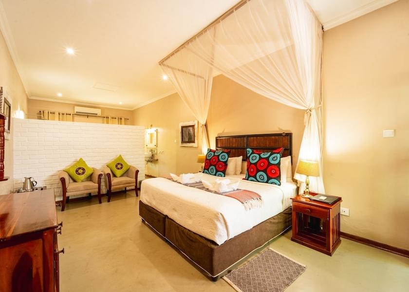  Victoria Falls Room