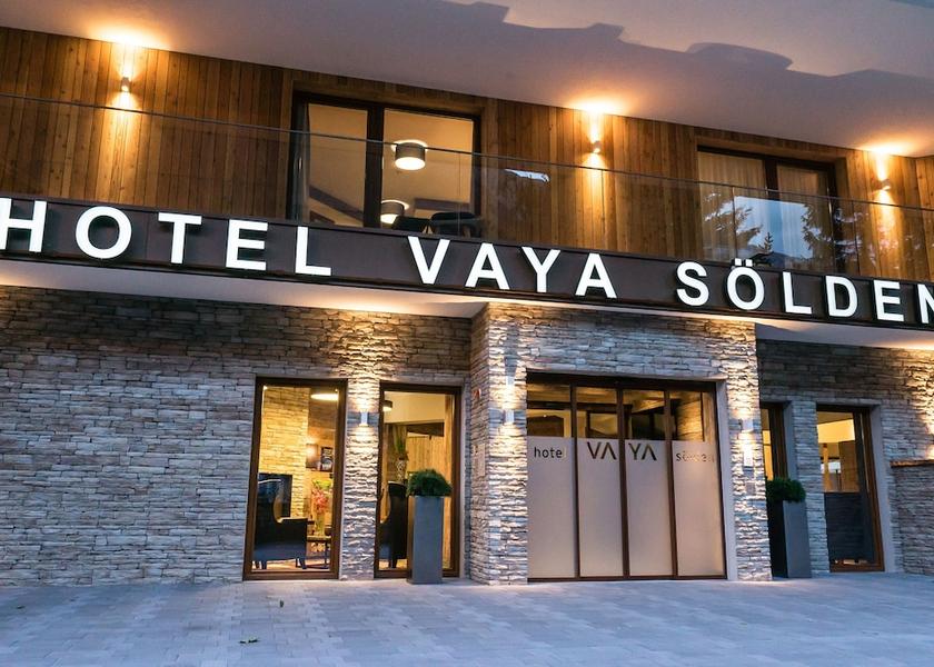Tyrol Soelden Facade