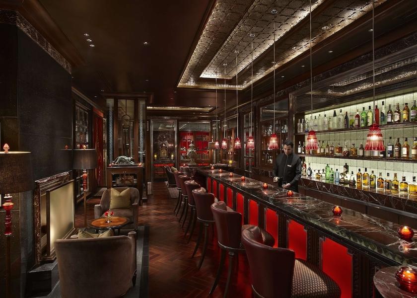 Delhi Delhi Bar (on property)