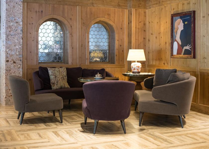Tyrol Mayrhofen Lobby