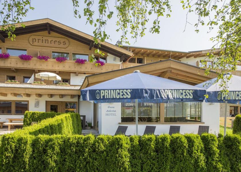 Tyrol Seefeld in Tirol Porch