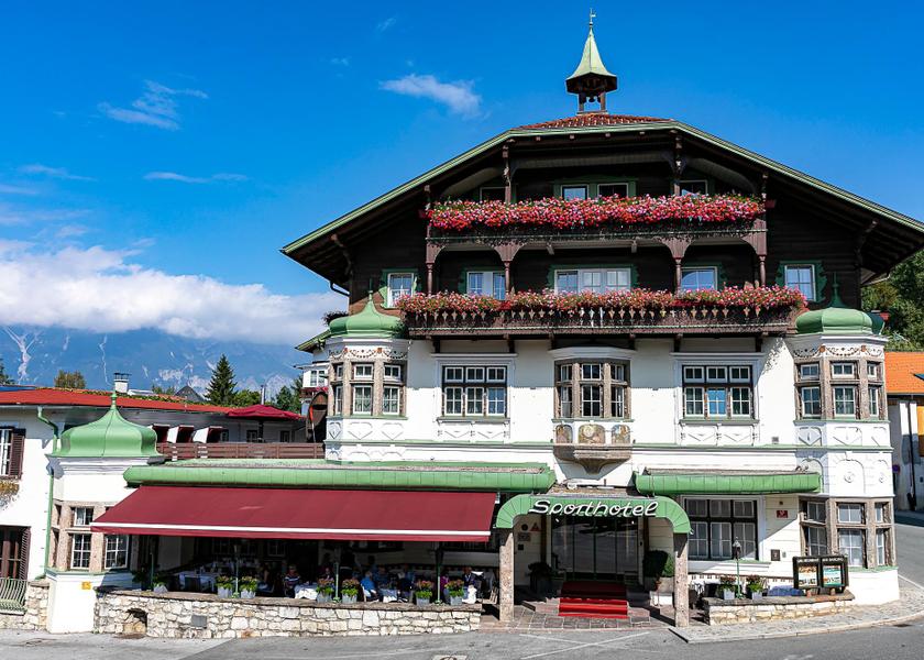 Tyrol Innsbruck Hotel Exterior