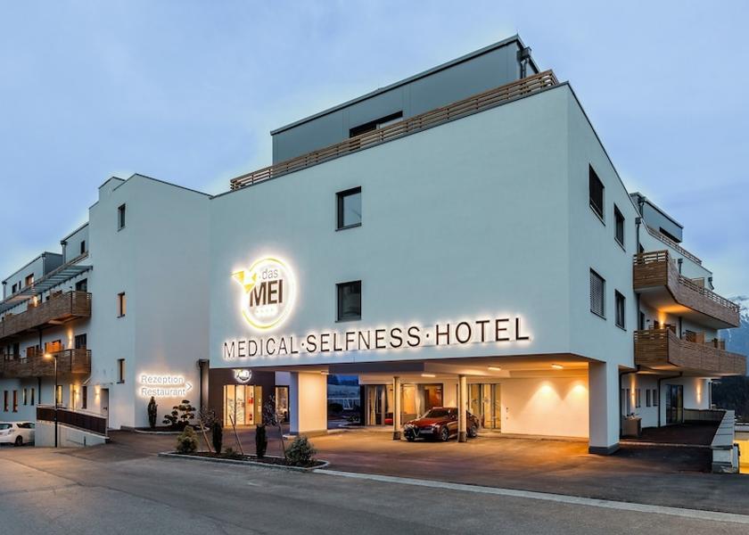Tyrol Mutters Front of property - evening/night