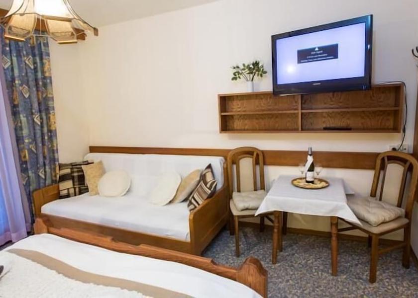 Carinthia Sankt Kanzian am Klopeiner See Room