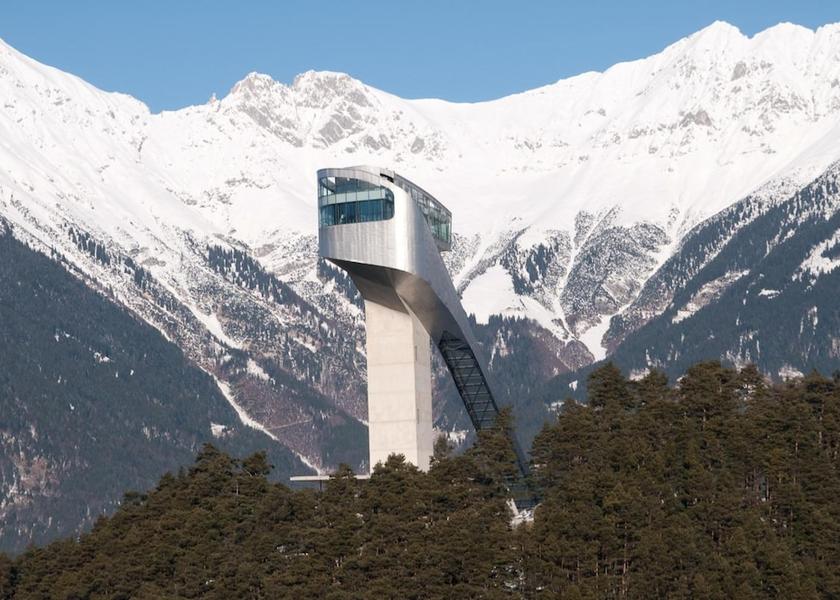 Tyrol Mutters Hotel Exterior