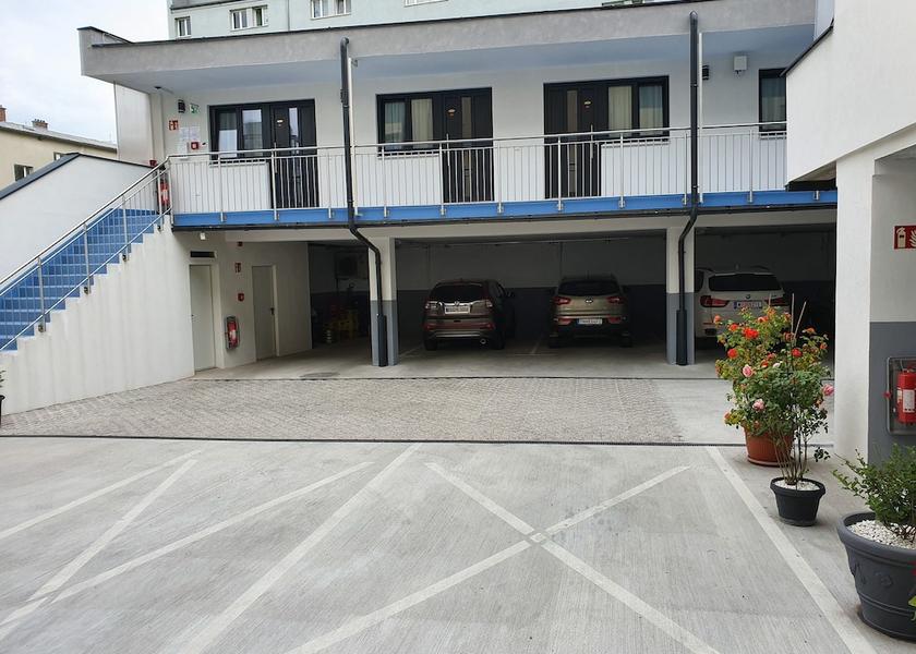 Vienna (state) Vienna Exterior Detail