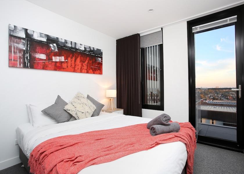 Victoria Melbourne Room