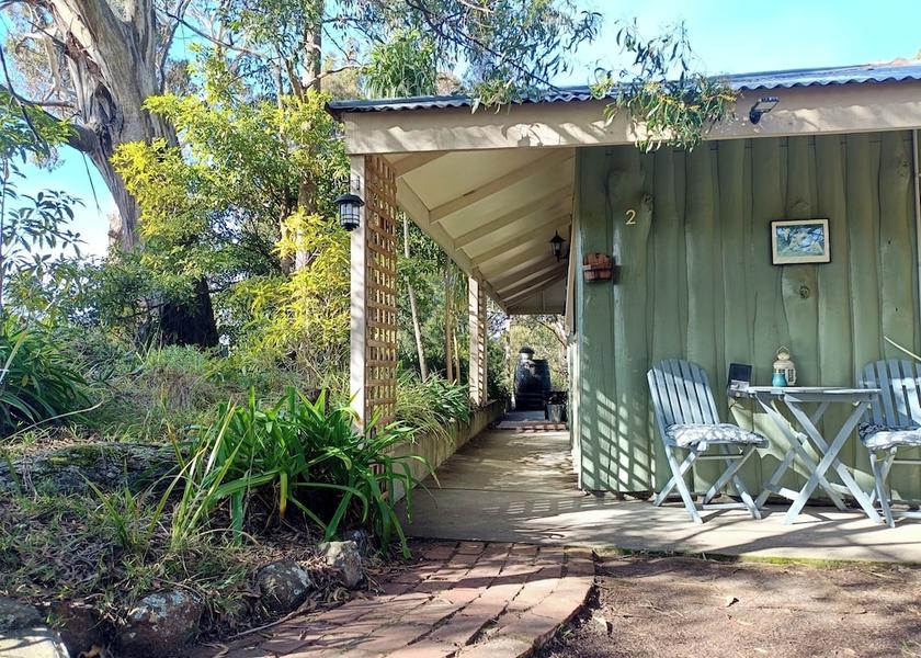 Victoria Kalimna Front of property