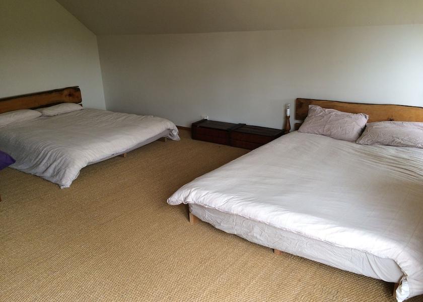 Tasmania Deep Bay Room