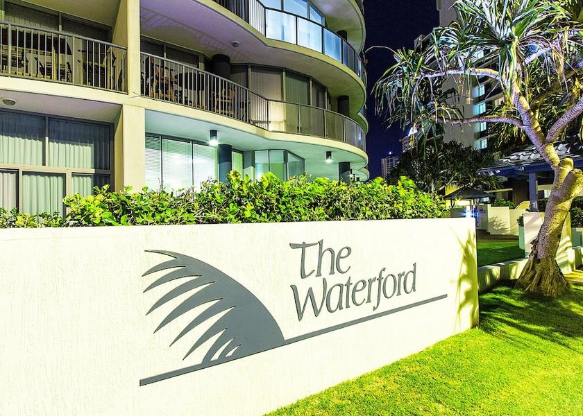 Queensland Main Beach Facade