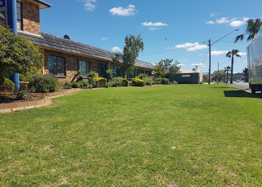 New South Wales Griffith Property Grounds