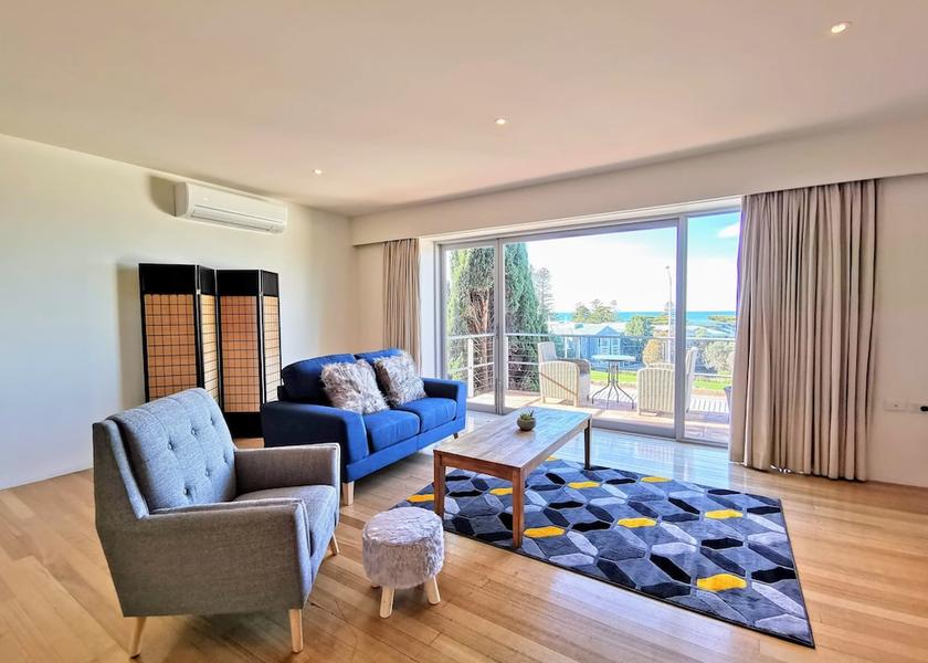 Victoria Lorne Living Area
