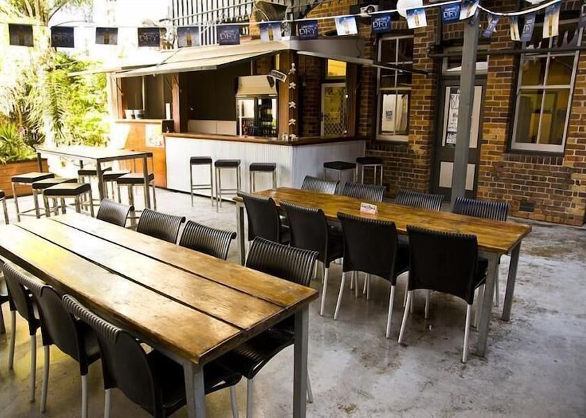 Queensland Roma Courtyard