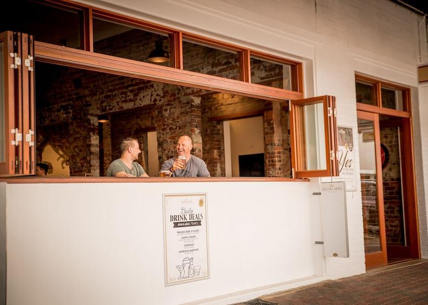 Queensland Roma Interior Entrance
