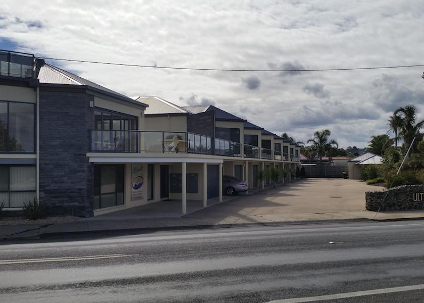 Victoria Lakes Entrance Entrance