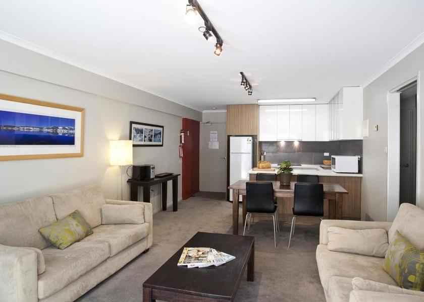 Victoria Falls Creek Standard Two-Bedroom Apartment 4