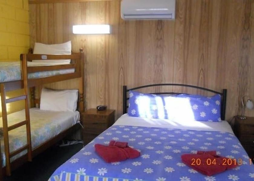 Victoria Port Campbell Room