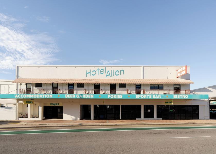 Townsville City Townsville Front of property