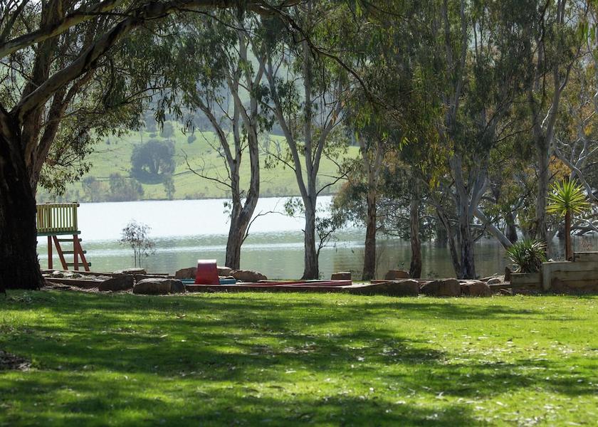 Victoria Mansfield Garden