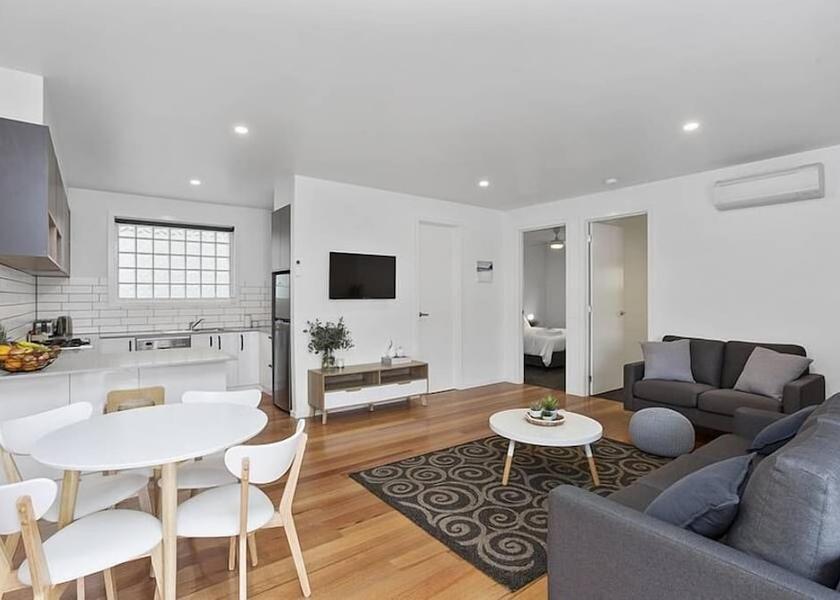 Victoria Warrnambool Living Area