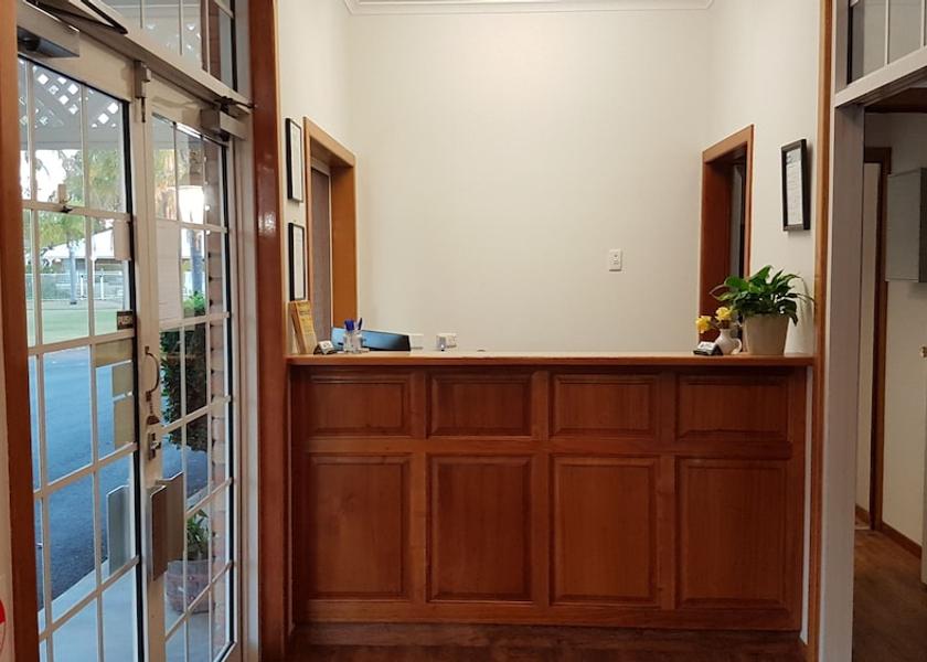 Queensland Chinchilla Reception